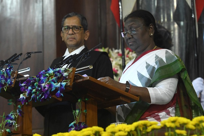 Droupadi Murmu taking oath as President of India