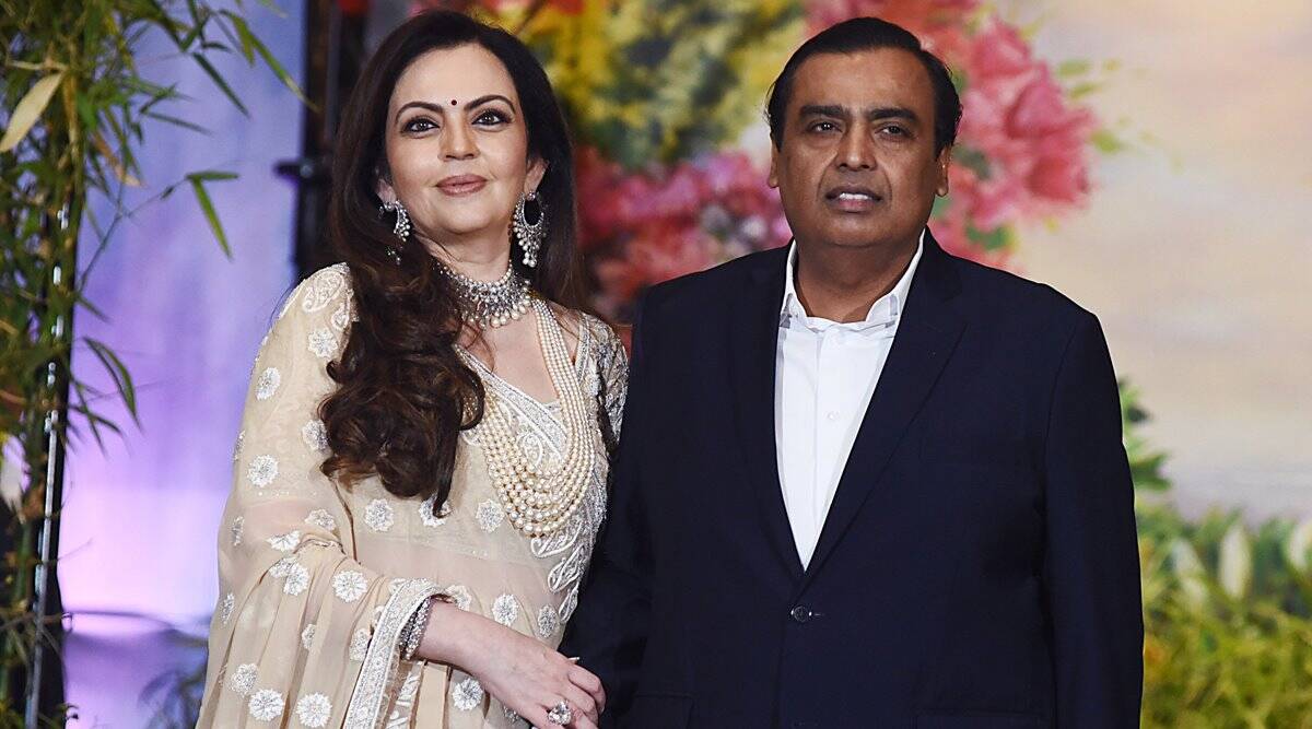 Mukesh Ambani, family get threat calls