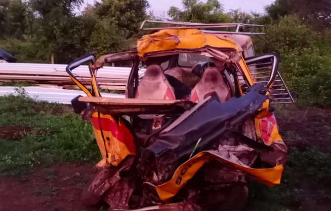 5 die as car collides with container truck on Ahmednagar-Pune highway