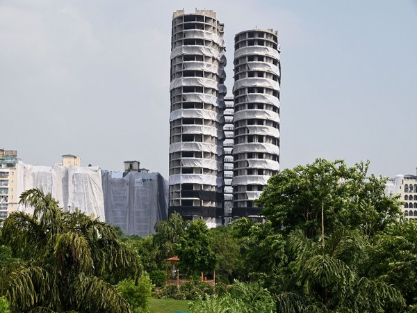 Noida's Suptertech twin towers