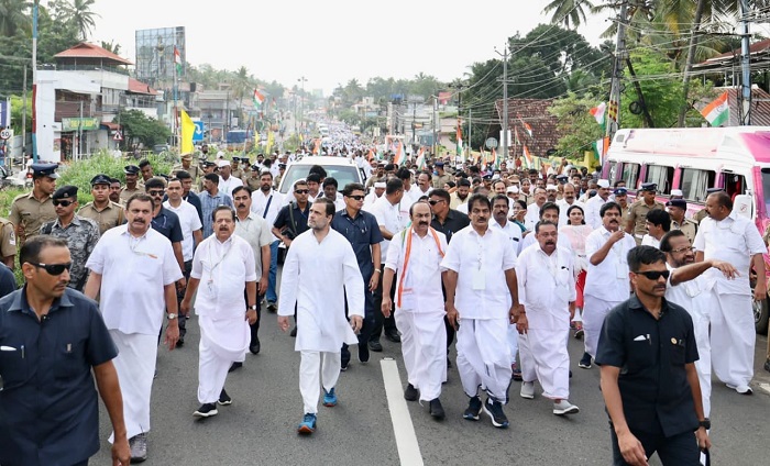 Rahul Gandhi leads Congress Bharat Jodo Yatra Day 6