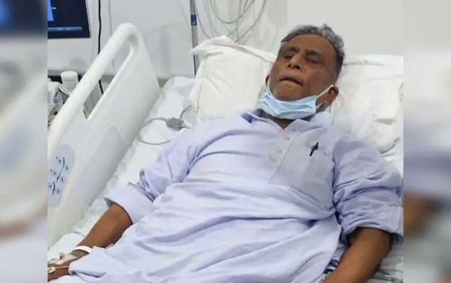 Azam Khan in Gangaram Hospital