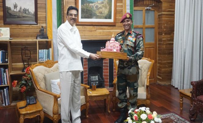 Major General VK Nambiar and Governor Mizoram Dr Hari Babu