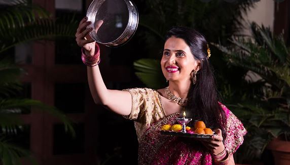 These Pro Fasting Tips Will Make Your Karwa Chauth A Way Easier