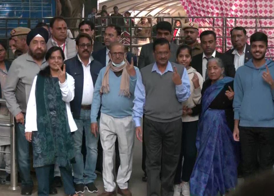 Arvind Kejriwal along with his family cast their votes in Civil Lines