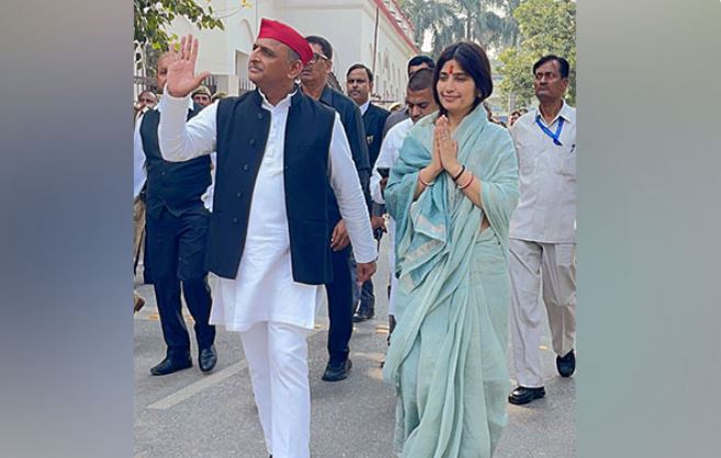 SP leaders Akhilesh Yadav and Dimple Yadav