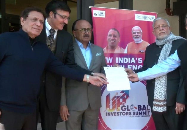 Officials of Uttar Pradesh government and Austin University during the signing of MoU in San Francisco on Sunday