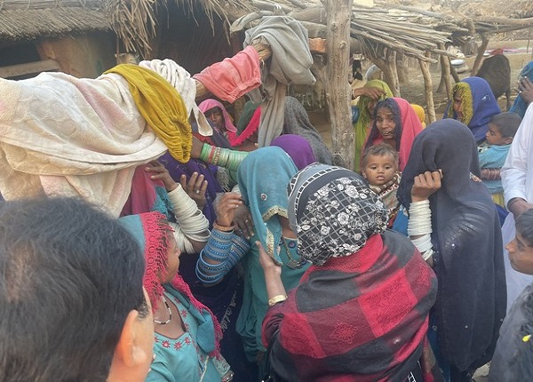 Relatives of Daya Bheel, 40 years old Hindu woman brutally murdered in Sindh.