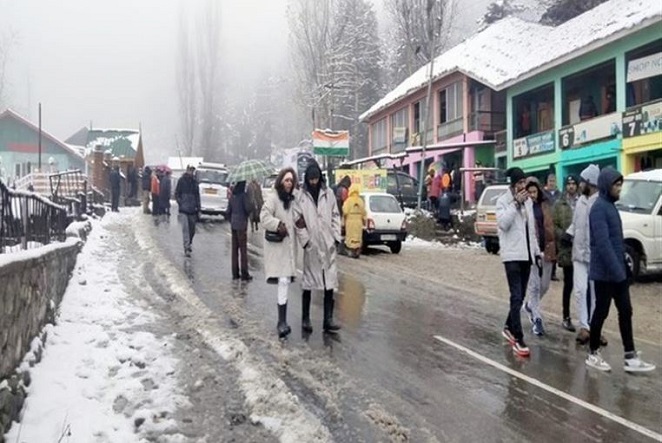 Minimum temp improves slightly in Kashmir