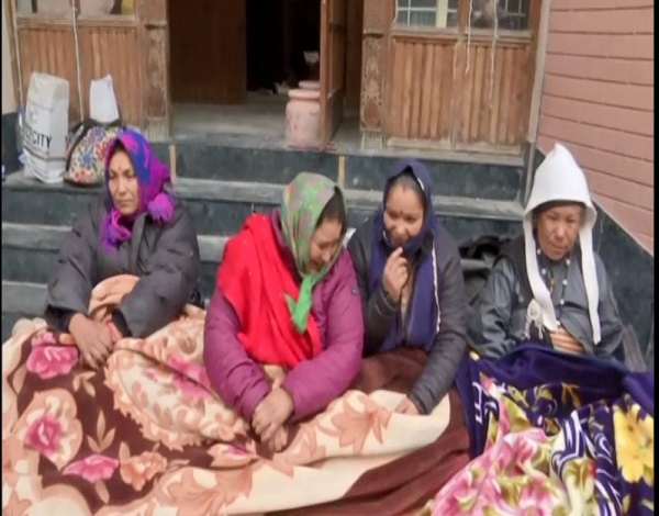 Joshimath Sinking: Owner Of Damaged Hotel And Kin Sit In Protest, Demand Compensation