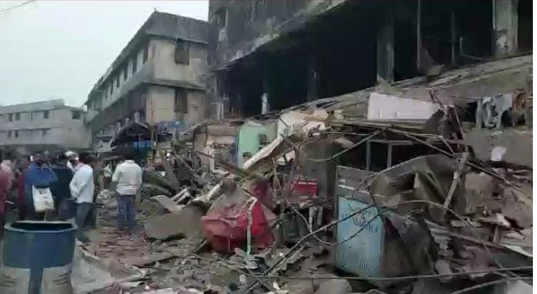 1 killed, another injured as two-storey building collapses in Bhiwandi