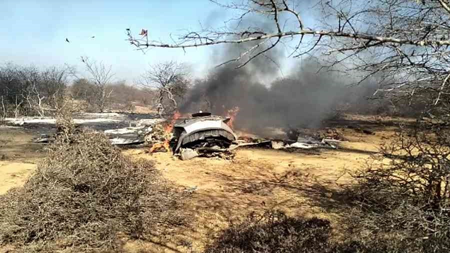A Pilot died as 2 IAF fighter aircrafts crash in Morena