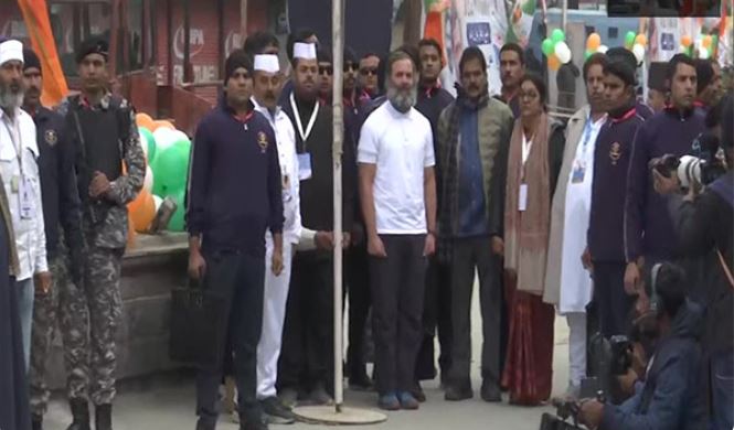 Congress MP Rahul Gandhi unfurled the national flag at Lal Chowk in Srinagar