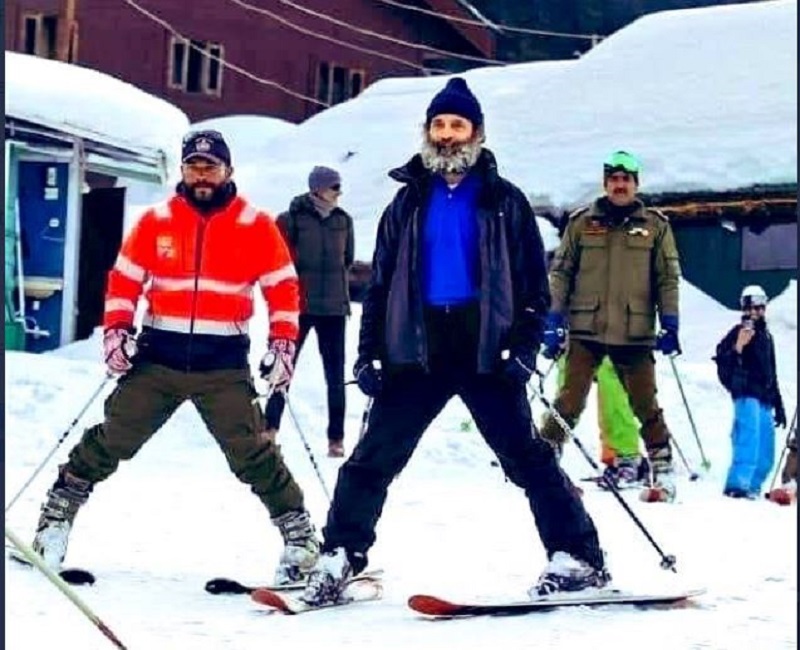Rahul Gandhi skiing in Gulmarg