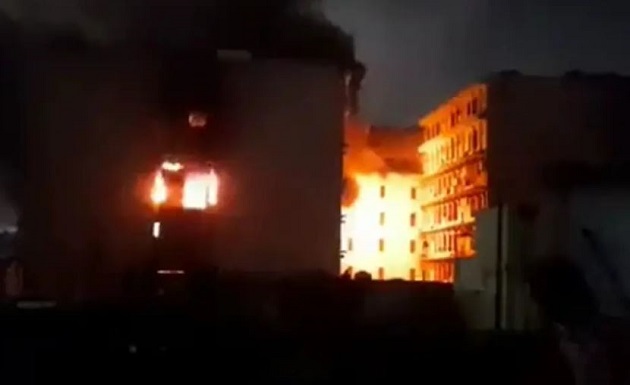 6 people were killed in a massive fire at Swapnalok Complex in Secunderabad