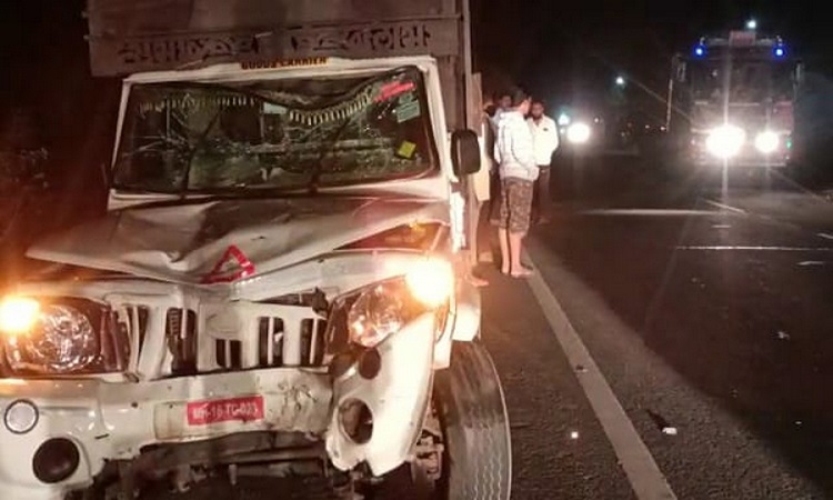 Pickup truck collides with motorcycles