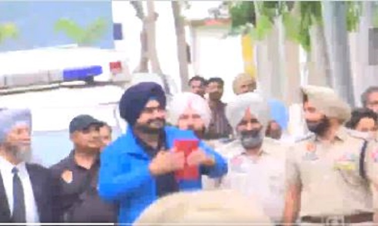 Navjot Singh Sidhu released from  jail