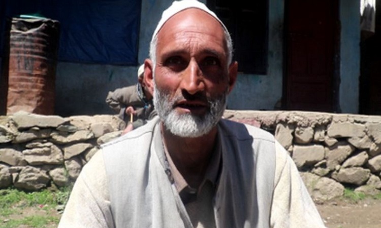 Ali Mohammad, a skilled craftsman from central Kashmir's Budgam district
