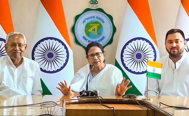 From left: Bihar CM Nitish Kumar, West Bengal CM Mamata Banerjee, Bihar Dy CM Tejashwi Yadav