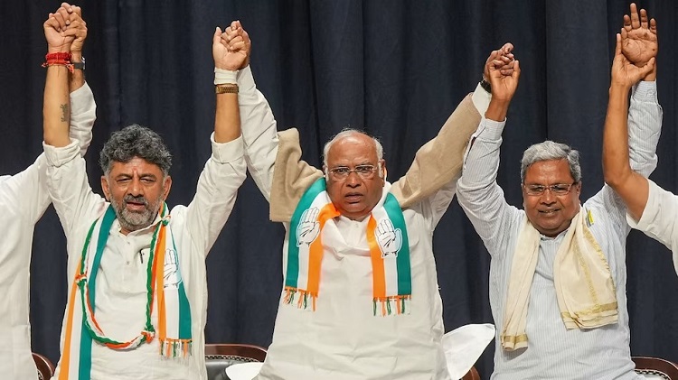 From left: DK Shivakumar, Mallikarjun Kharge and Siddaramaiah