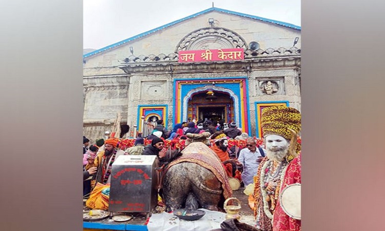 Devotees throng Kedarnath Temple, in Rudraprayag