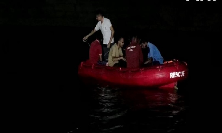 Rescue operation underway in Mana
