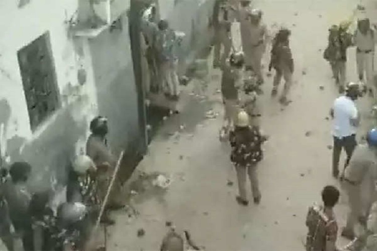 Visual of locals-police clash