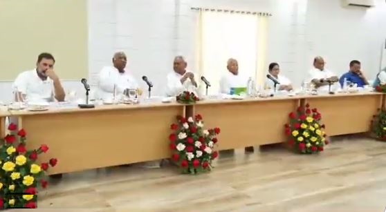 Opposition Meet begins in Patna