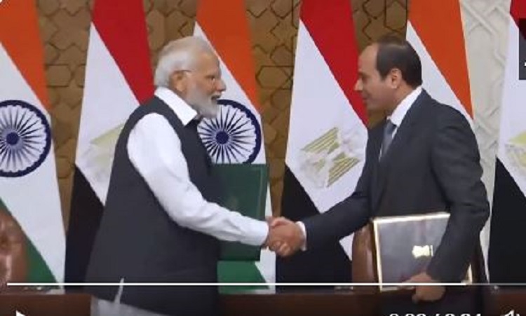 PM Modi and Egyptian President al-Sisi sign an MoU, in Cairo