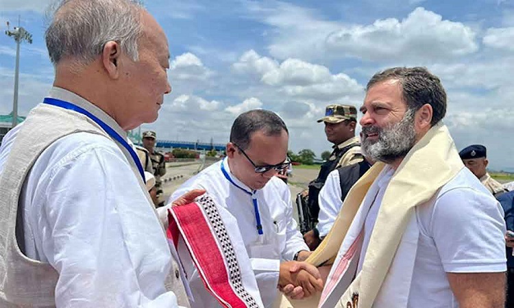 Rahul Gandhi reaches Manipur