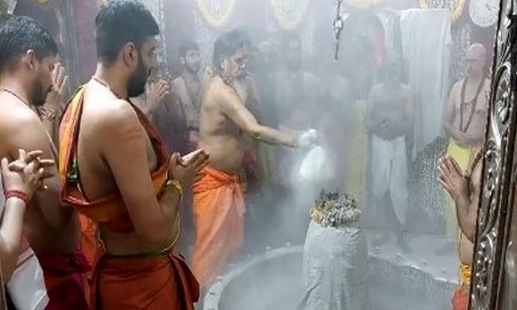 Bhasma Aarti' performed at Mahakaleshwar Temple in Ujjain