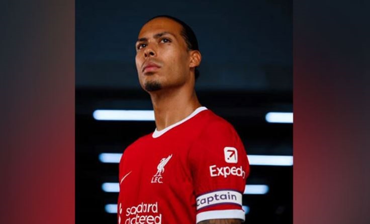 Liverpool 's New Captain Virgil Van Dijk