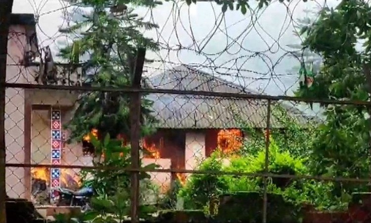 Odisha’s Phiringia police station set ablaze by a violent mob