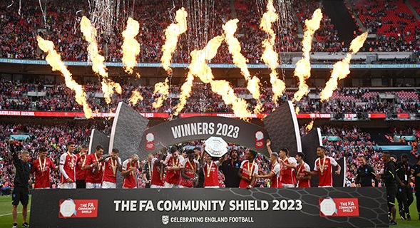 Arsenal with the FA Community Shield title