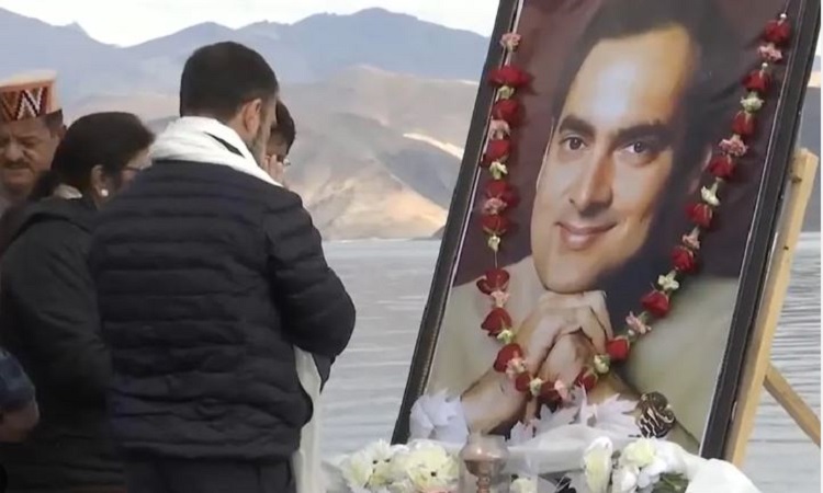 Rahul Gandhi's Tribute To Rajiv Gandhi On His Birth Anniversary In Ladakh