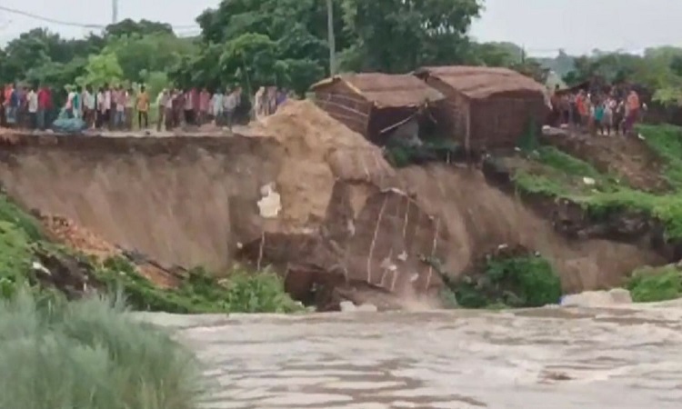Hut near banks of Ganga River washed away in Bihar's Bhagalpur