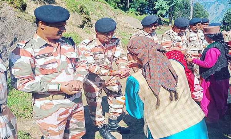 ITBP personnel celebrate 'Raksha Bandhan' with border population