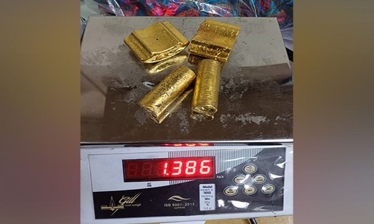 Mumbai Customs seize 1.38 kg gold