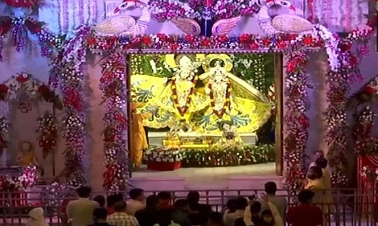 Devotees offer prayers at Krishna Janmabhoomi Temple in Mathura