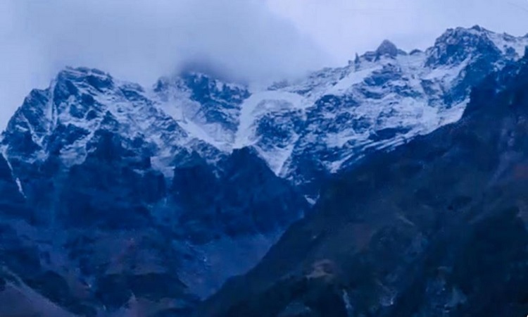 Fresh snowfall in Uttarakhand