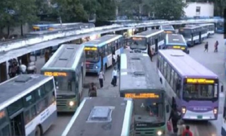 From Majestic BMTC Bus stop, Bengaluru