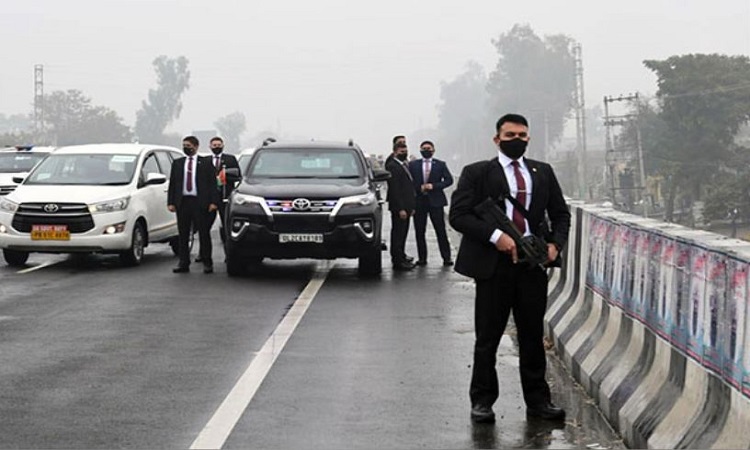 Security breach in Prime Minister Narendra Modi's convoy near Hussainiwala in Ferozepur district on January 5, 2023