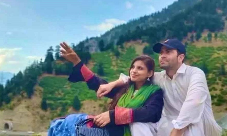 Anju with Pakistani husband Nasrullah (File)