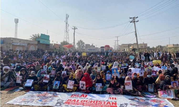 Baloch Long March against genocide at Dera Gazi Khan