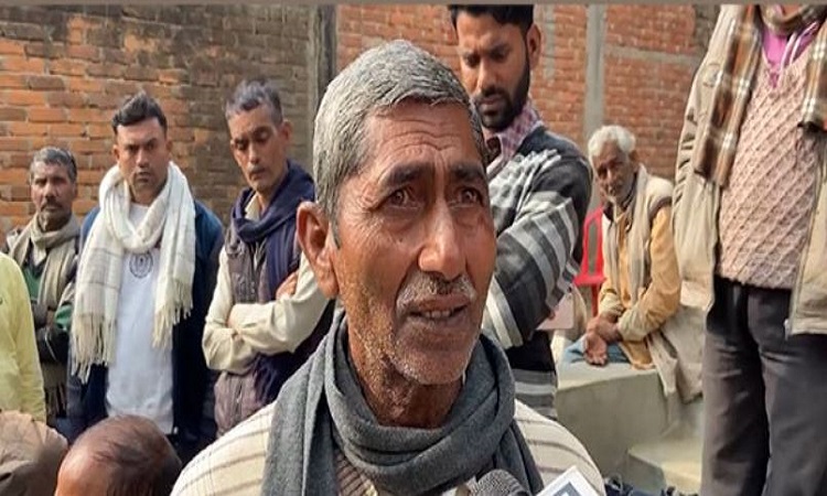 Balak Ram Yadav, father of slain army driver Karan Yadav