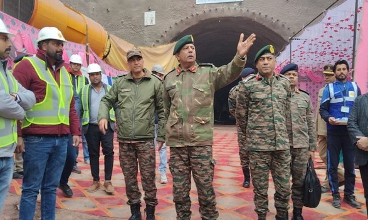 Lt. Gen. Raghu Srinivasan attended the breakthrough ceremony of Naushera tunnel