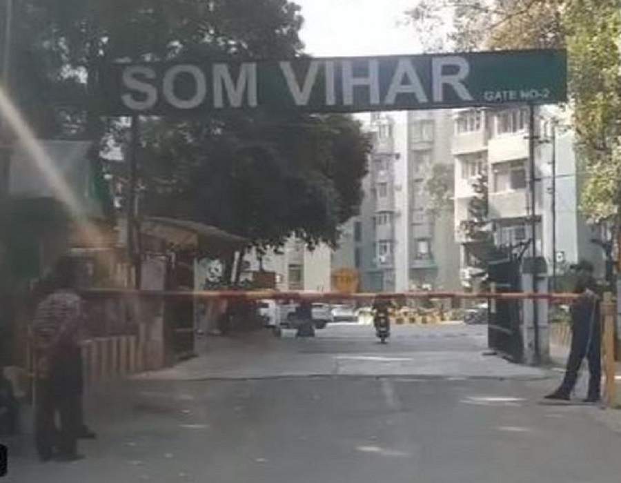 Outside visuals from the residential society in Delhi where former Jammu and Kashmir Governor Satyapal Malik lives
