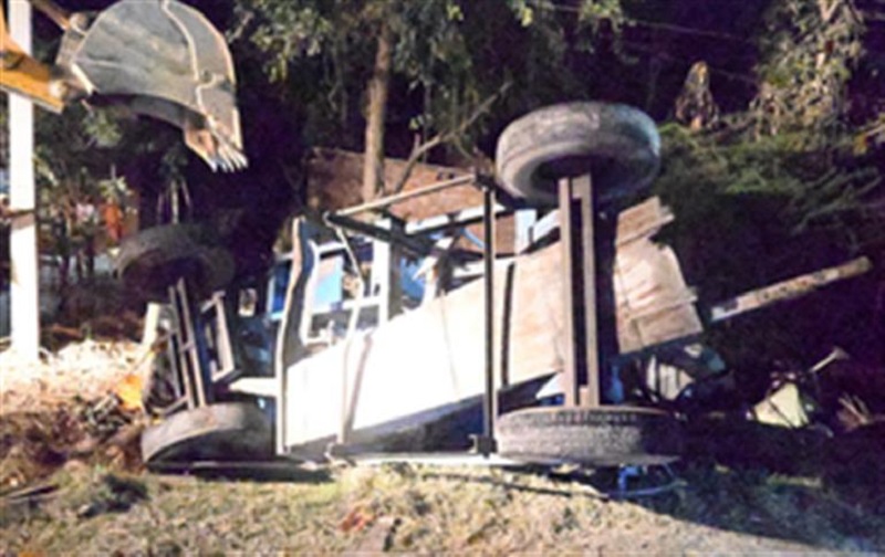 Six killed as trolley carrying them overturns