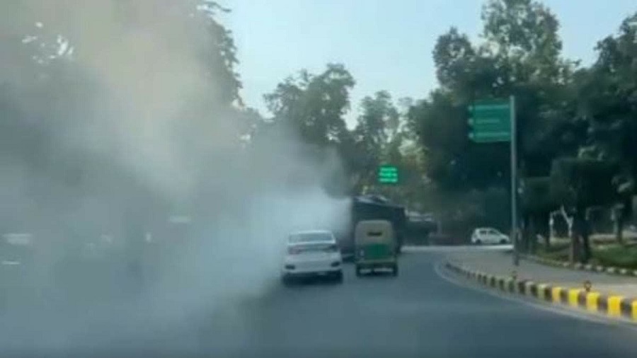 Heavy smoke engulfs DTC Bus