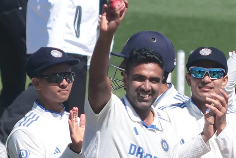 Ashwin reclaims No 1 position in ICC Men